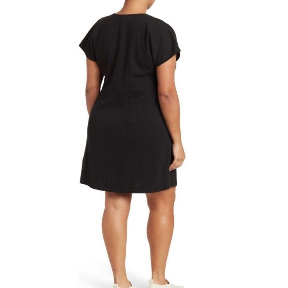 MADEWELL Texture Thread Wrap Dress, Classic Chic, Black, Size 3X (22W - 24W) NWT - Picture 2 of 3